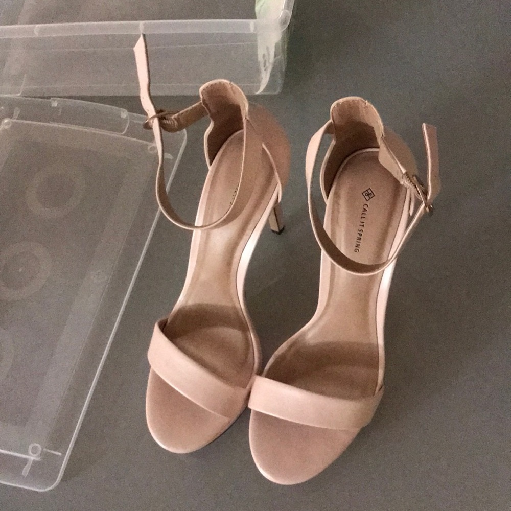 NWOT Pink stiletto heels